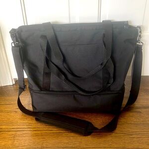 Black Lo & Sons Catalina Deluxe Tote